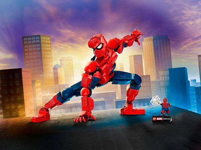 Конструктор LEGO Super Heroes 76346 Фигурка героя: Человек-Паук